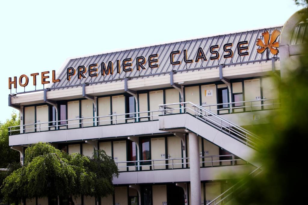 Premiere Classe Avignon Le Pontet Exteriör bild